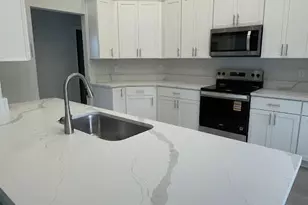 371 Bryn Mawr Ave NE, Palm Bay, FL 32907 - Photo 8