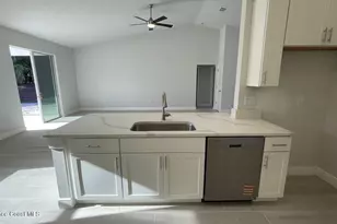 371 Bryn Mawr Ave NE, Palm Bay, FL 32907 - Photo 22