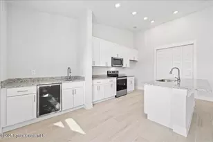 371 Bryn Mawr Ave NE, Palm Bay, FL 32907 - Photo 6