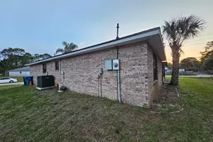 647 Bryant Road SW, Palm Bay, FL 32908 - Photo 20