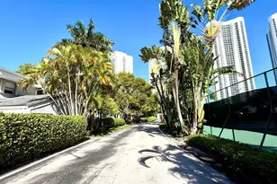 239 Poinciana Island Dr, North Miami Beach, FL 33160 - Photo 54