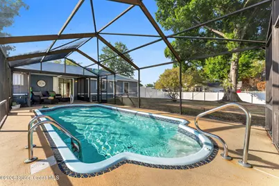 507 Vin Rose Circle SE, Palm Bay, FL 32909 - Photo 2