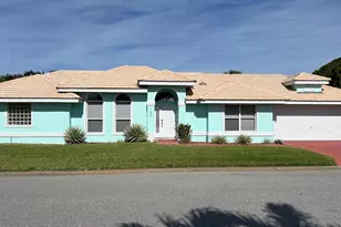 160 Sandy Shoes Dr, Melbourne Beach, FL 32951 - Photo 2