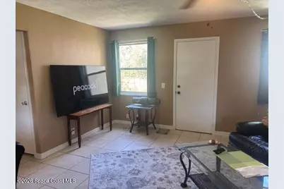 108 E Avenue D E, Melbourne, FL 32901 - Photo 4