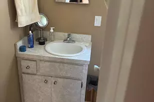 108 E Ave D E, Melbourne, FL 32901 - Photo 8