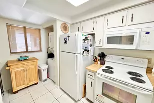 3060 N Atlantic Ave, Cocoa Beach, FL 32931 - Photo 8