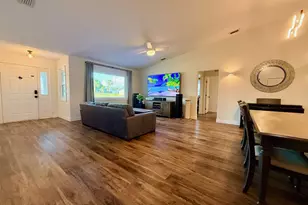 9010 Central Ave, Sebastian, FL 32976 - Photo 4