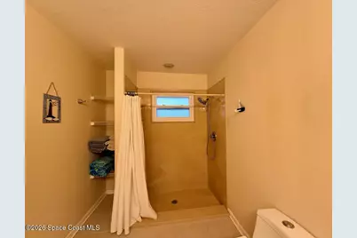 9010 Central Avenue, Sebastian, FL 32976 - Photo 16