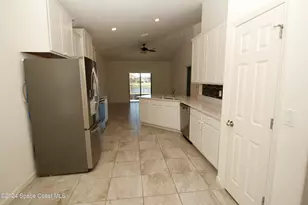 4596 Broomsedge Cir, West Melbourne, FL 32904 - Photo 8