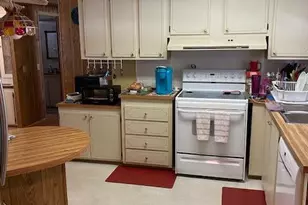 533 Ruth Cir, Melbourne, FL 32904 - Photo 2