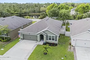 300 Forest Trace Cir, Titusville, FL 32780 - Photo 2