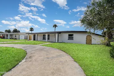320 Alabama Avenue, Merritt Island, FL 32953 - Photo 2