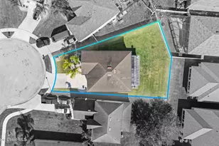 2771 Snapdragon Dr NW, Palm Bay, FL 32907 - Photo 2