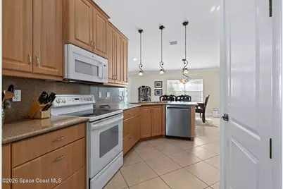 4 Rosemary Place, Palm Coast, FL 32137 - Photo 10