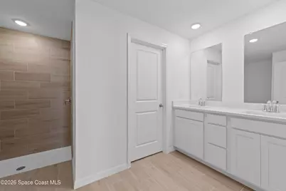 395 Paigo Street SE, Palm Bay, FL 32909 - Photo 12