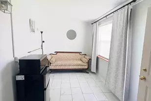 127 Roosevelt Ave, Cocoa Beach, FL 32931 - Photo 6