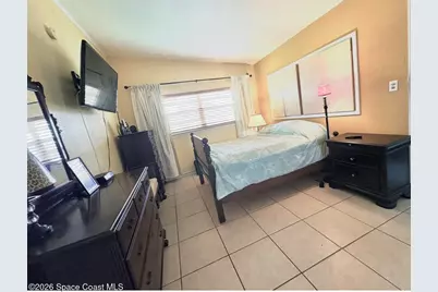 127 Roosevelt Avenue #127d, Cocoa Beach, FL 32931 - Photo 4
