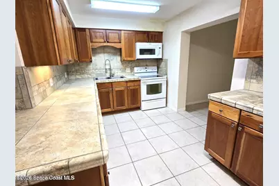 9852 Honeysuckle Drive #C, Sebastian, FL 32976 - Photo 8