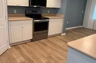 8931 Lake Dr, Cape Canaveral, FL 32920 - Photo 6