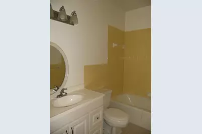 870 N Cocoa Boulevard #1, Cocoa, FL 32922 - Photo 6