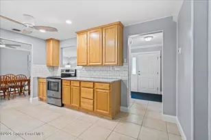 565 Heron Dr, Merritt Island, FL 32952 - Photo 4