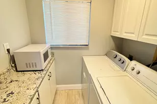 8494 Ridgewood Ave, Cape Canaveral, FL 32920 - Photo 8