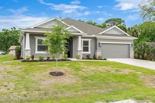 900 Nixon Cir NE, Palm Bay, FL 32907 - Photo 2