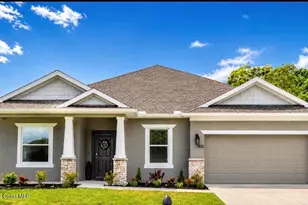 900 Nixon Cir NE, Palm Bay, FL 32907 - Photo 2