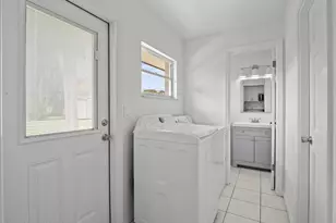 5215 Pina Vista Dr, Melbourne, FL 32934 - Photo 22