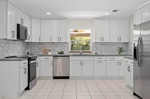 5215 Pina Vista Dr, Melbourne, FL 32934 - Photo 8