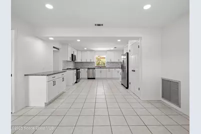 5215 Pina Vista Drive, Melbourne, FL 32934 - Photo 10