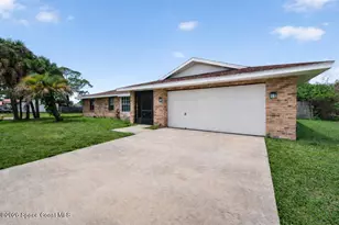 377 Emerson Dr NW, Palm Bay, FL 32907 - Photo 1