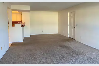 987 Sonesta Avenue NE #207, Palm Bay, FL 32905 - Photo 4