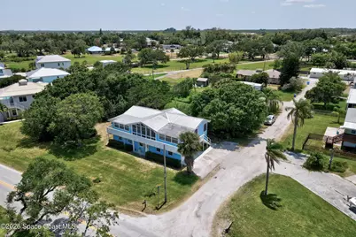 13359 N Indian River Drive, Sebastian, FL 32958 - Photo 48