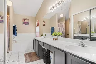 1826 Woodberry Cir, Melbourne, FL 32935 - Photo 18