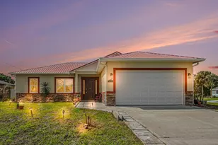 700 Cleaves St SE, Palm Bay, FL 32909 - Photo 2