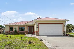 700 Cleaves St SE, Palm Bay, FL 32909 - Photo 1