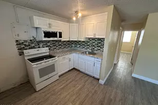 240 Stone St, Cocoa, FL 32922 - Photo 4