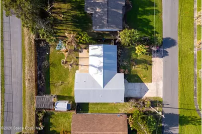 2047 Barracuda Avenue, Melbourne Beach, FL 32951 - Photo 28