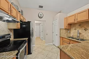 558 Barber St, Sebastian, FL 32958 - Photo 8