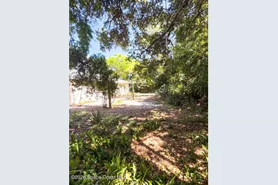 423 Oleander Lane, Melbourne, FL 32935 - Photo 10