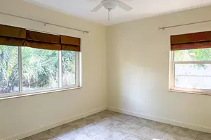 423 Oleander Ln, Melbourne, FL 32935 - Photo 8