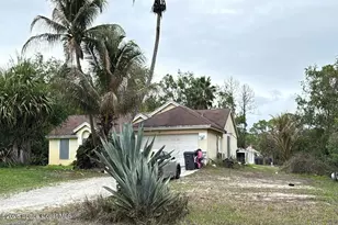 17433 90th St N, Loxahatchee, FL 33470 - Photo 2