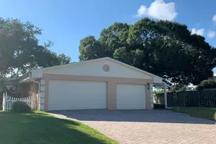 445 Myrtlewood Rd, Melbourne, FL 32940 - Photo 1