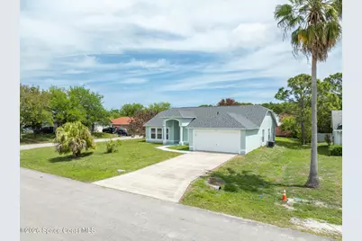 1593 Eagle Avenue NW, Palm Bay, FL 32907 - Photo 1