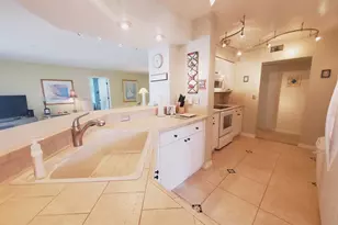 3740 Ocean Beach Blvd, Cocoa Beach, FL 32931 - Photo 14