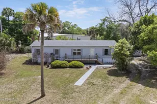 3918 E Ridgewood Dr, Cocoa, FL 32926 - Photo 2