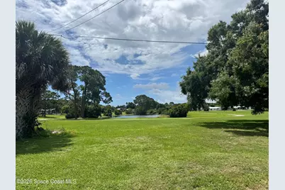 449 Del Monte Rd Road #A, Sebastian, FL 32958 - Photo 14