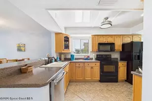 1305 S Atlantic Ave, Cocoa Beach, FL 32931 - Photo 20