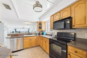 1305 S Atlantic Ave, Cocoa Beach, FL 32931 - Photo 22